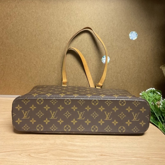Louis Vuitton ✅Classic Brown Monogram Tote - Picture 9 of 9